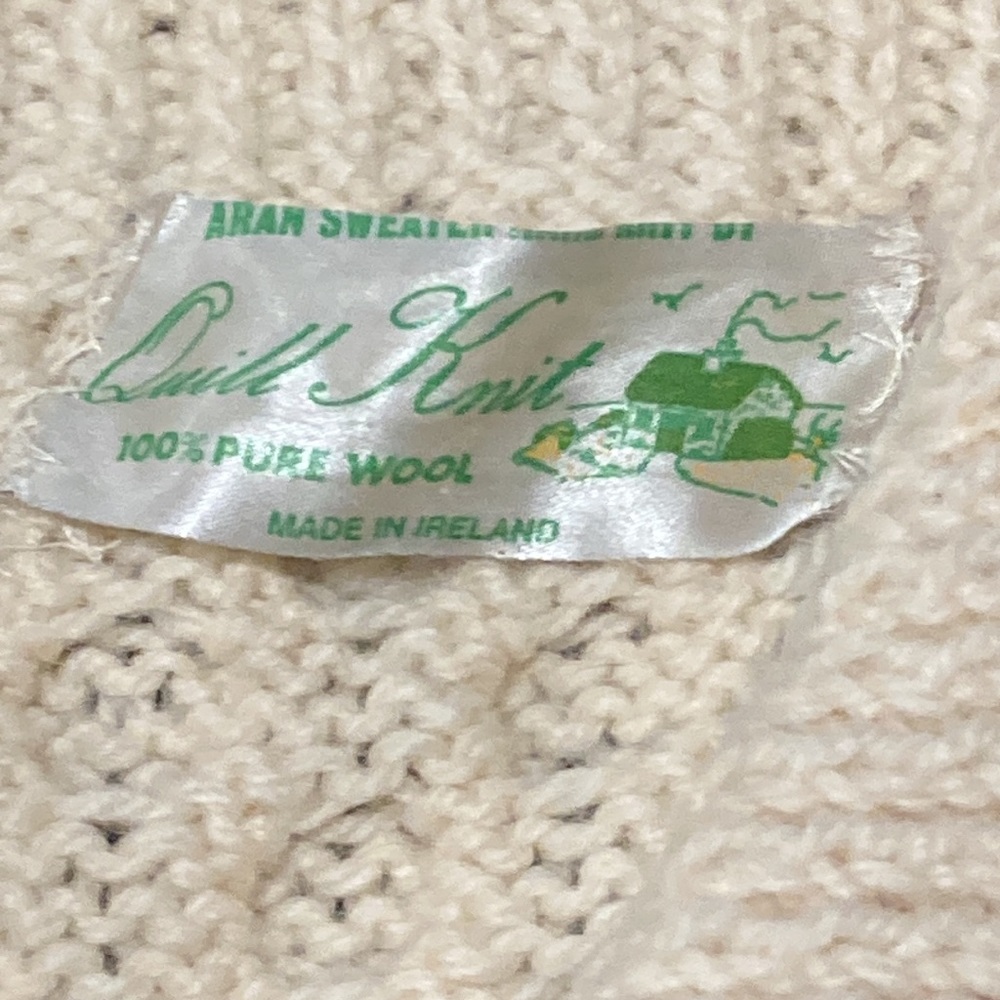 beautiful vintage Quill hand knit Irish wool fisherman’s sweater S? - Picture 2 of 9